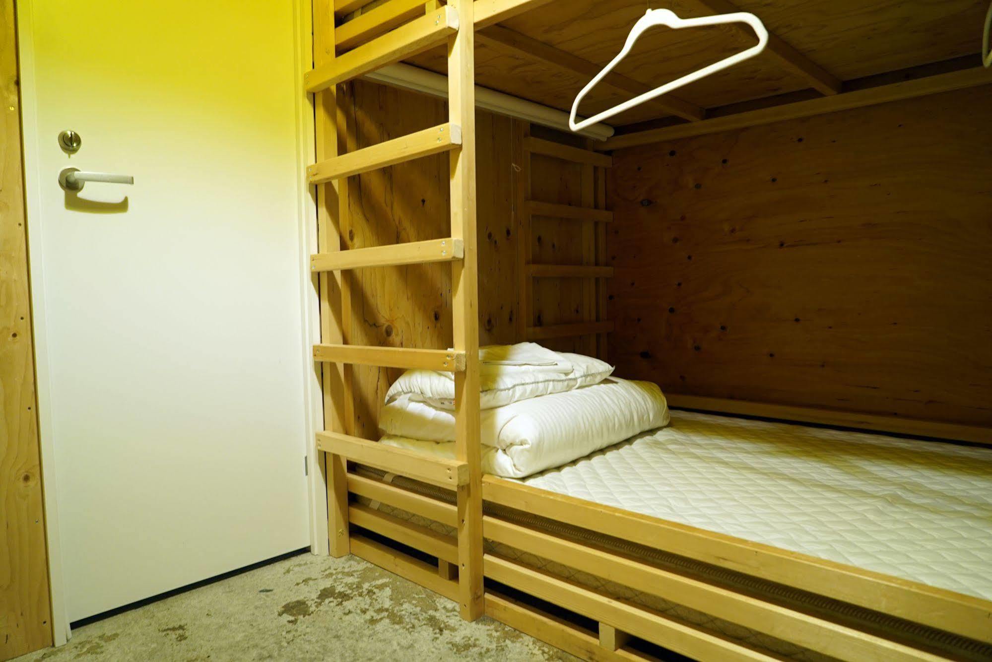 Artnshelter Hostel Tokyo Exterior photo